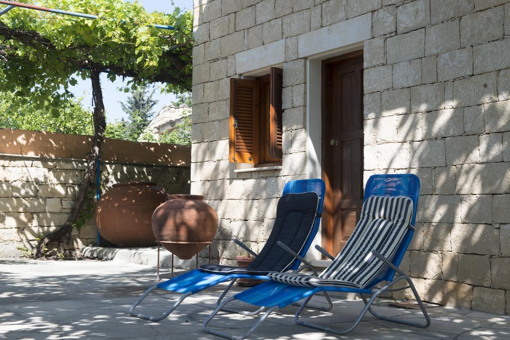 Villa Marianna Mansion à Pachna Chambre photo